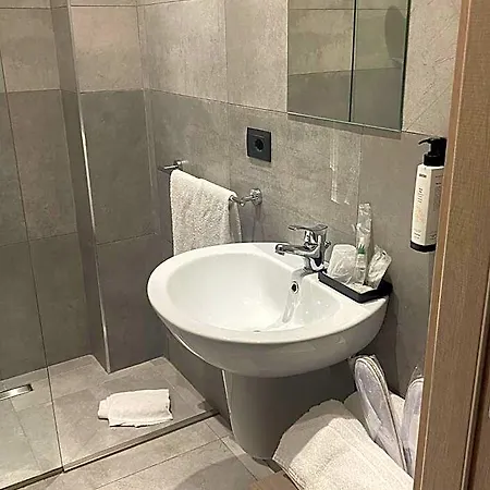 Hotel Portum 4*