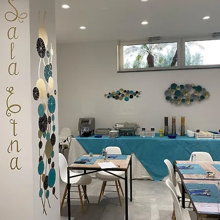 Otel Portum Giardini Naxos