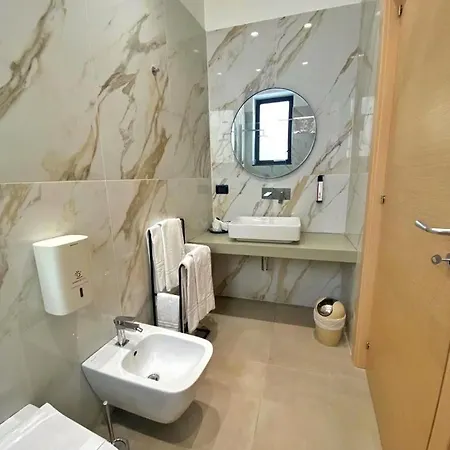Otel Portum 4*